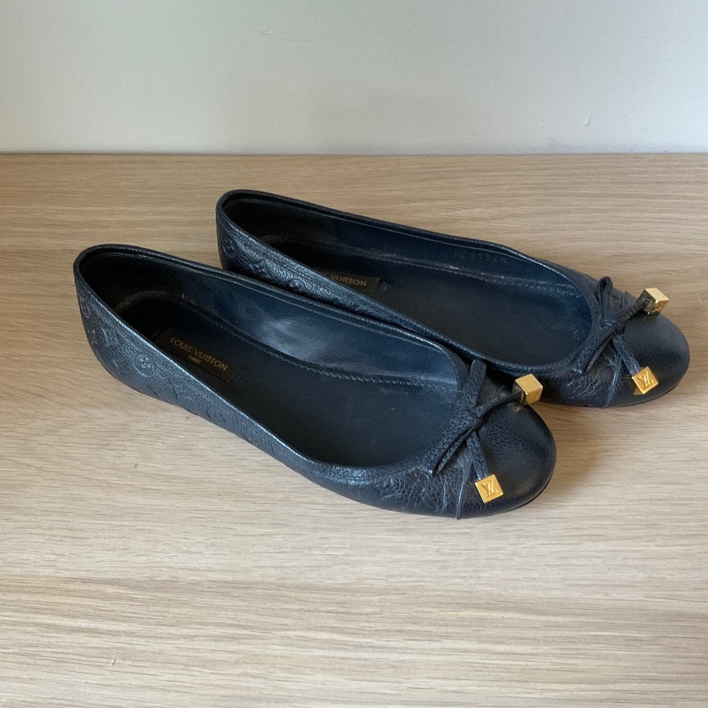 Louis Vuitton Flat Ballerina Navy monogram size 34